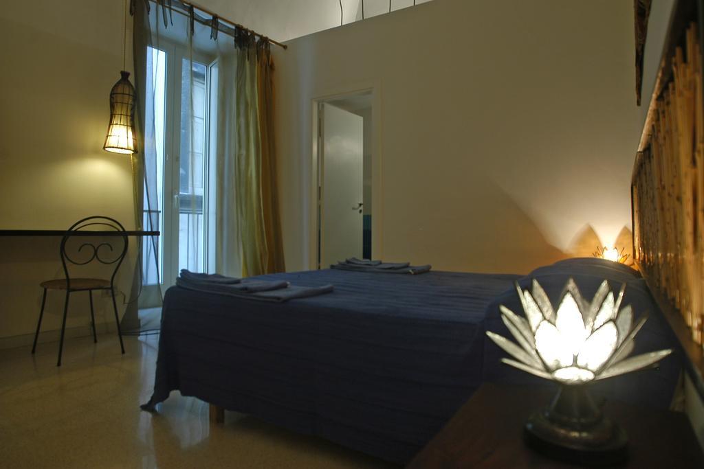 ดีเลตโต อะ นาโปลี Bed & Breakfast เนเปิลส์ ห้อง รูปภาพ